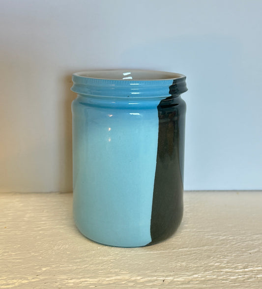 colored jar shaped cup 3