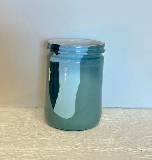 colored jar shaped cup 1