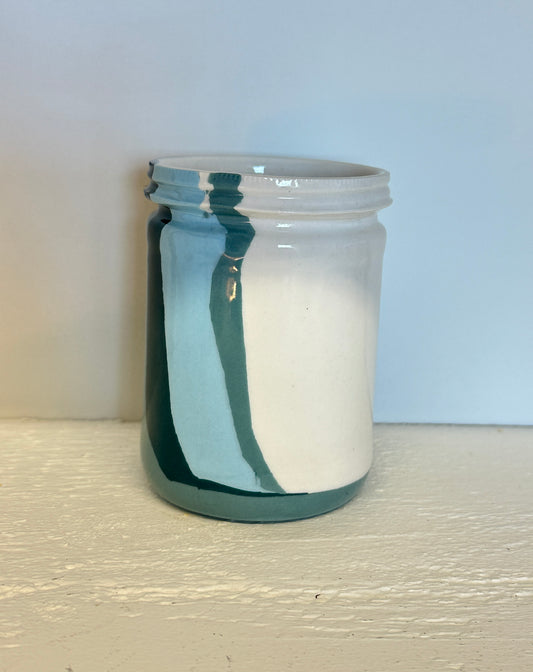 colored jar shaped cup 4