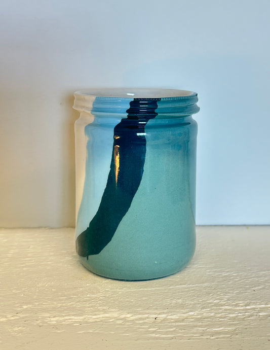 colored jar shaped cup 4